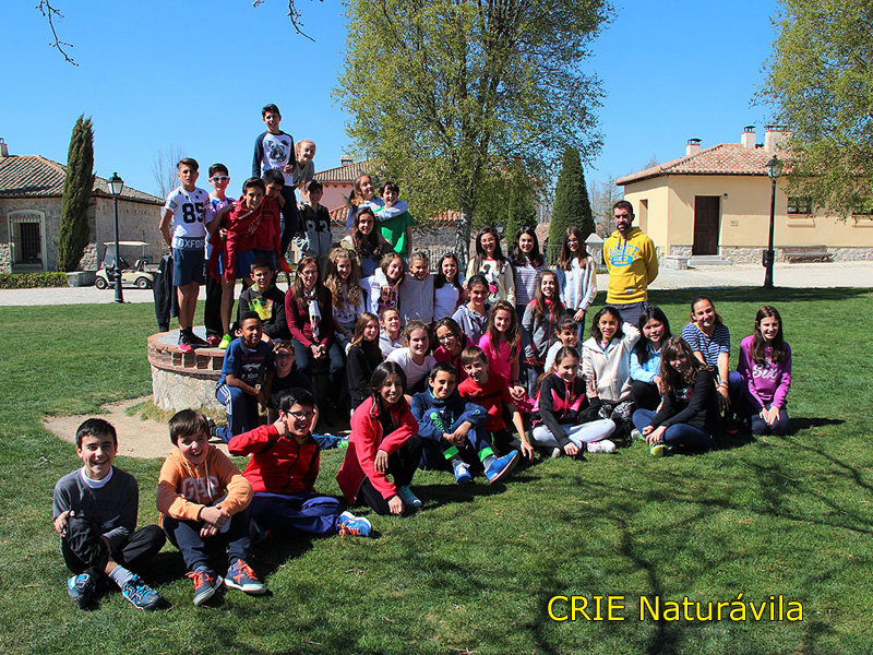 Grupo de alumnos en el CRIE Naturávila, convivencia 17